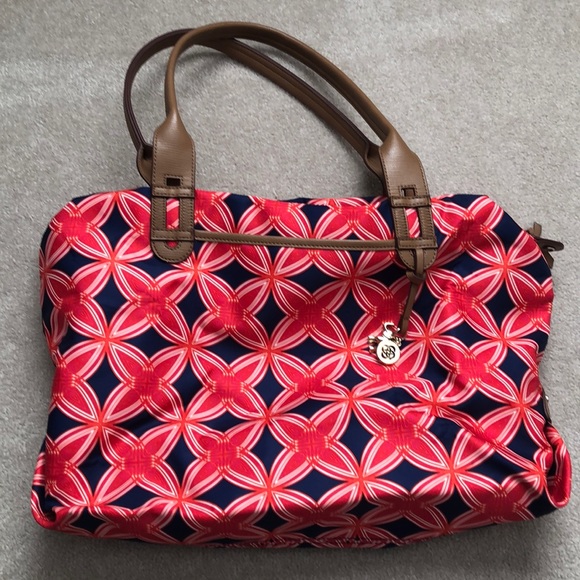 Stella & Dot Handbags - Stella and Dot “How Does She Do It” bag